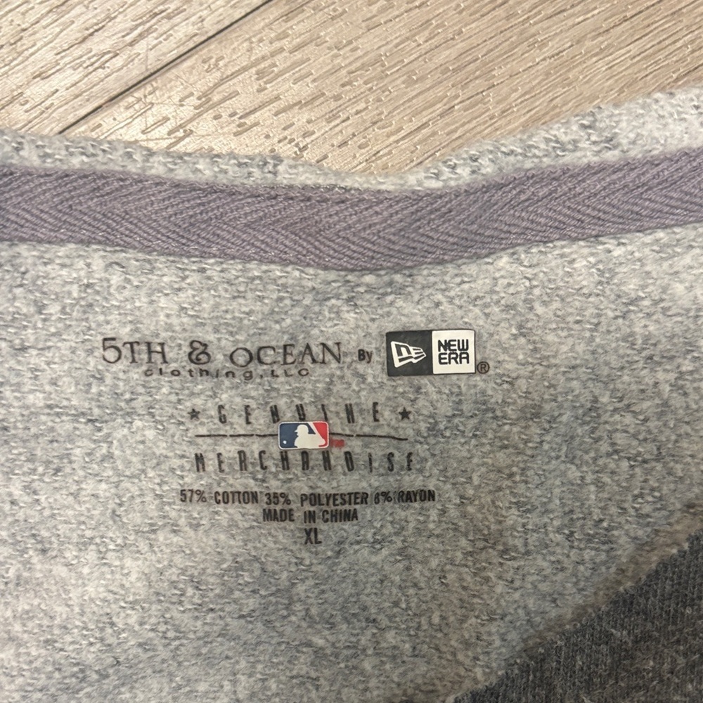 Women's Gray and Blue Yankees Crew Neck Sweater - Picture 2 of 3